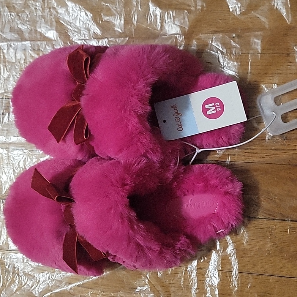Cat & Jack Fuzzy Pink Slippers with Red Bow Size M (2/3)
